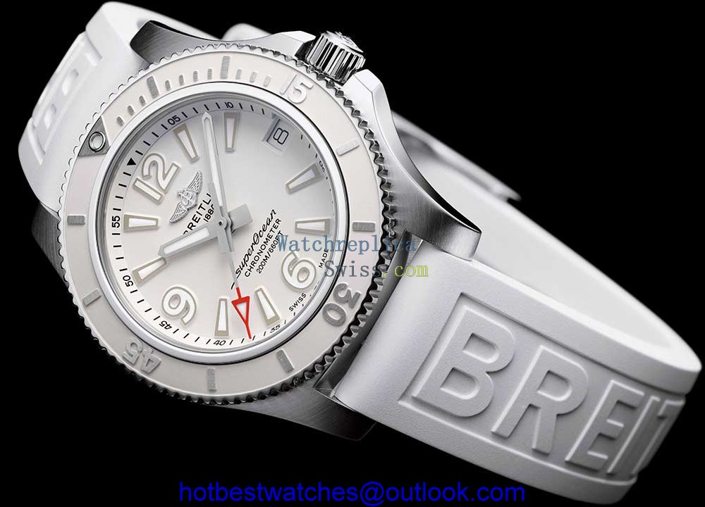 breitling superocean 2019