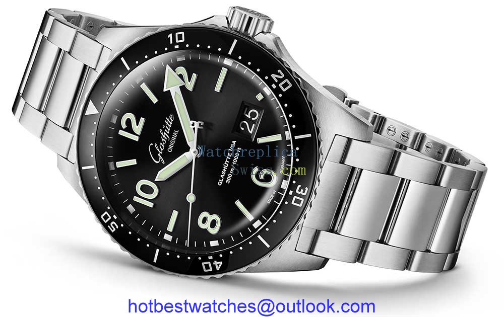 glashutte original spezialist seaq steel strap
