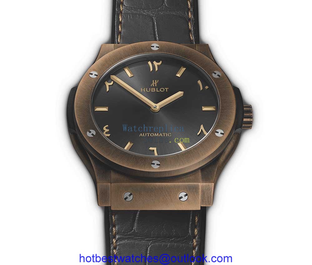 hublot classic fusion special-edition bronze anticlockwise white backgroud