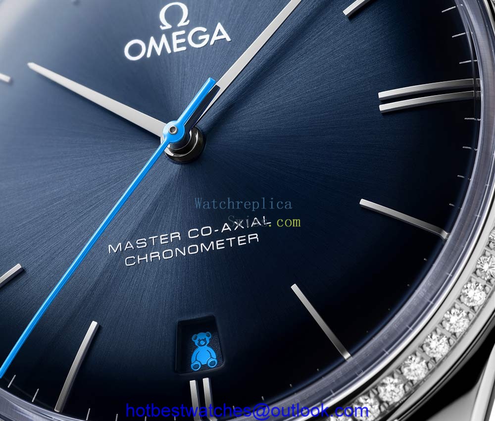 omega tresor orbis 2021 date closeup