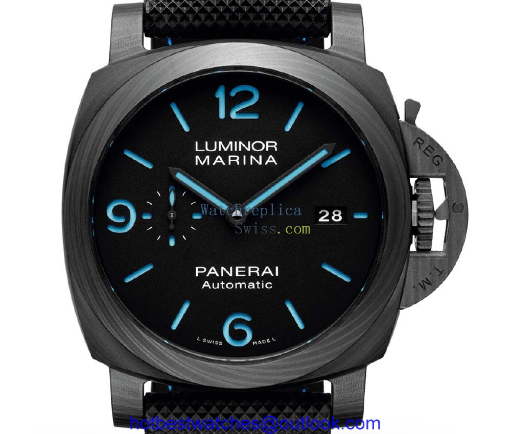 panerai luminor marina carbotech dial closeup