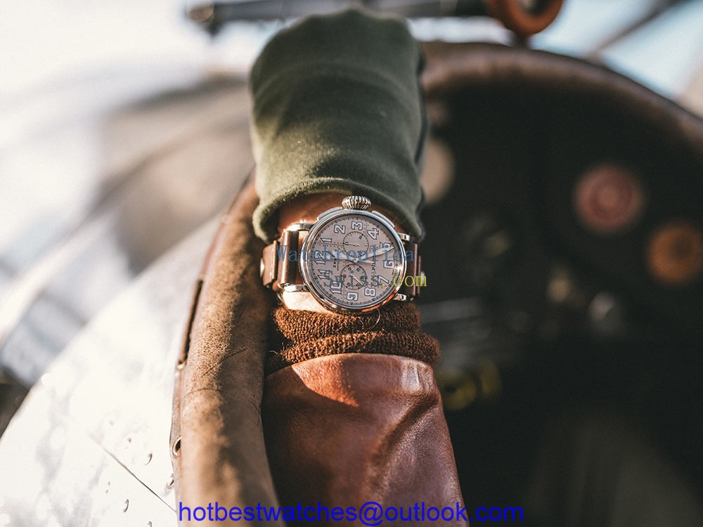 zenith pilot type 20 chronograph silver lifestyle