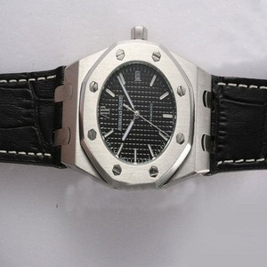 Audemars Piguet Royal Oak 15300ST.OO.1220ST.03 Automatic Stainless Steel Bezel Black Dial Watch