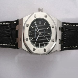 Audemars Piguet Royal Oak 15300ST.OO.1220ST.03 Black Dial Black Cow Leather Strap Watch