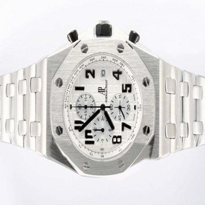 Audemars Piguet Royal Oak Offshore 25721ST.OO.1000ST.07 44mm White Dial Watch