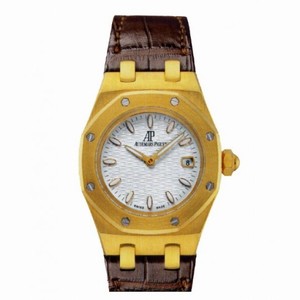 Audemars Piguet Royal Oak Silver Dial 18 kt Yellow Gold Ladies Watch 67600BA.OO.D090CR.01