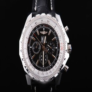 Breitling Bentley Motors 6.75 Black Dial Black Dial Quartz Chronograph Watch