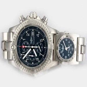 Breitling Blackbird Chronograph mit UTC A 13350 Quartz Chronograph Round Black Dial Watch