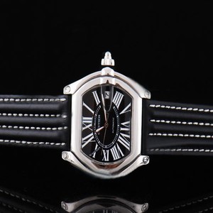 Cartier Roadster 2510 33x47mm Mens Black Cow Leather Strap Watch