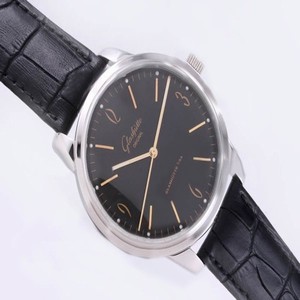 Glashutte Senator Sixties 39-52-04-02-04 Midsize 46mm Black Cow Leather Strap Watch