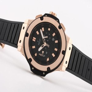 Hublot 2009 Novelties King Power 315.CI.1129.RX.AES09 Black Rubber Strap Midsize 44.5mm Watch