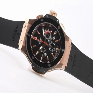 Hublot Big Bang 44mm 301.CM.131.RX.LUN06 Black Rubber Strap 44mm Black Dial Watch