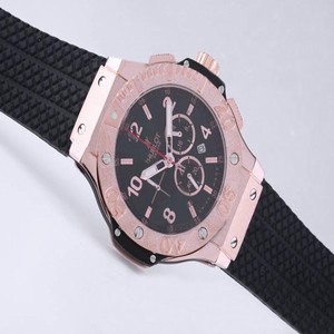 Hublot Big Bang King 322.PX.100.RX Black Rubber Strap Round Black Dial Watch