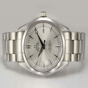 Omega Seamaster Aqua Terra Annual Calendar 231.10.43.22.02.001 White Dial Automatic 38mm Watch