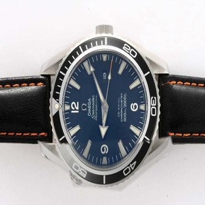 Omega Seamaster Planet Ocean 2901.51.82 Black Cow Leather Strap 45mm Blue Dial Watch