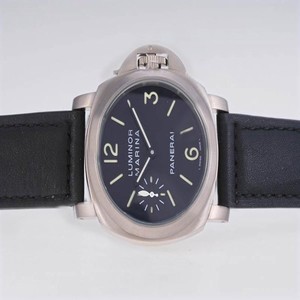 Panerai Luminor PAM 0005 Blue Dial Round Manual Winding Watch