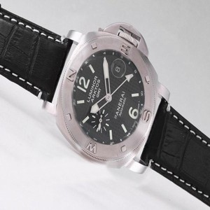 Panerai Luminor PAM 186H Midsize Stainless Steel Bezel Watch