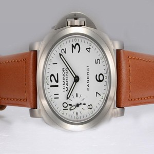 Panerai Luminor PAM00051 44mm Manual Winding White Dial Watch