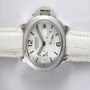Panerai Luminor PAM00090 Round Stainless Steel Case White Dial Watch