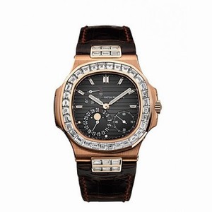 Patek Philippe Nautilus Grey Dial Automatic Men's Watch 5724R