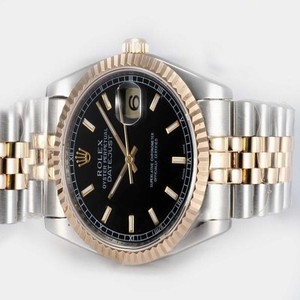 Rolex Datejust 116233 Black Dial Round Silver 18k Gold Strap Watch