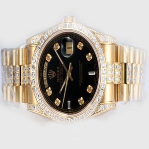 Rolex Day-Date 19018 36mm Gold 18k Gold Strap Black Dial Watch