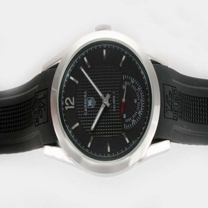 TAG Heuer Grand Carrera WAV511B.BA0900 Mens Black Rubber Strap Round Watch